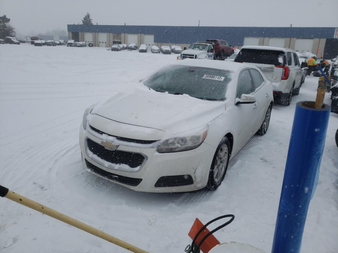 Photo 2 from auction – 2014 CHEVROLET MALIBU with VIN 1G11C5SL1EF172518