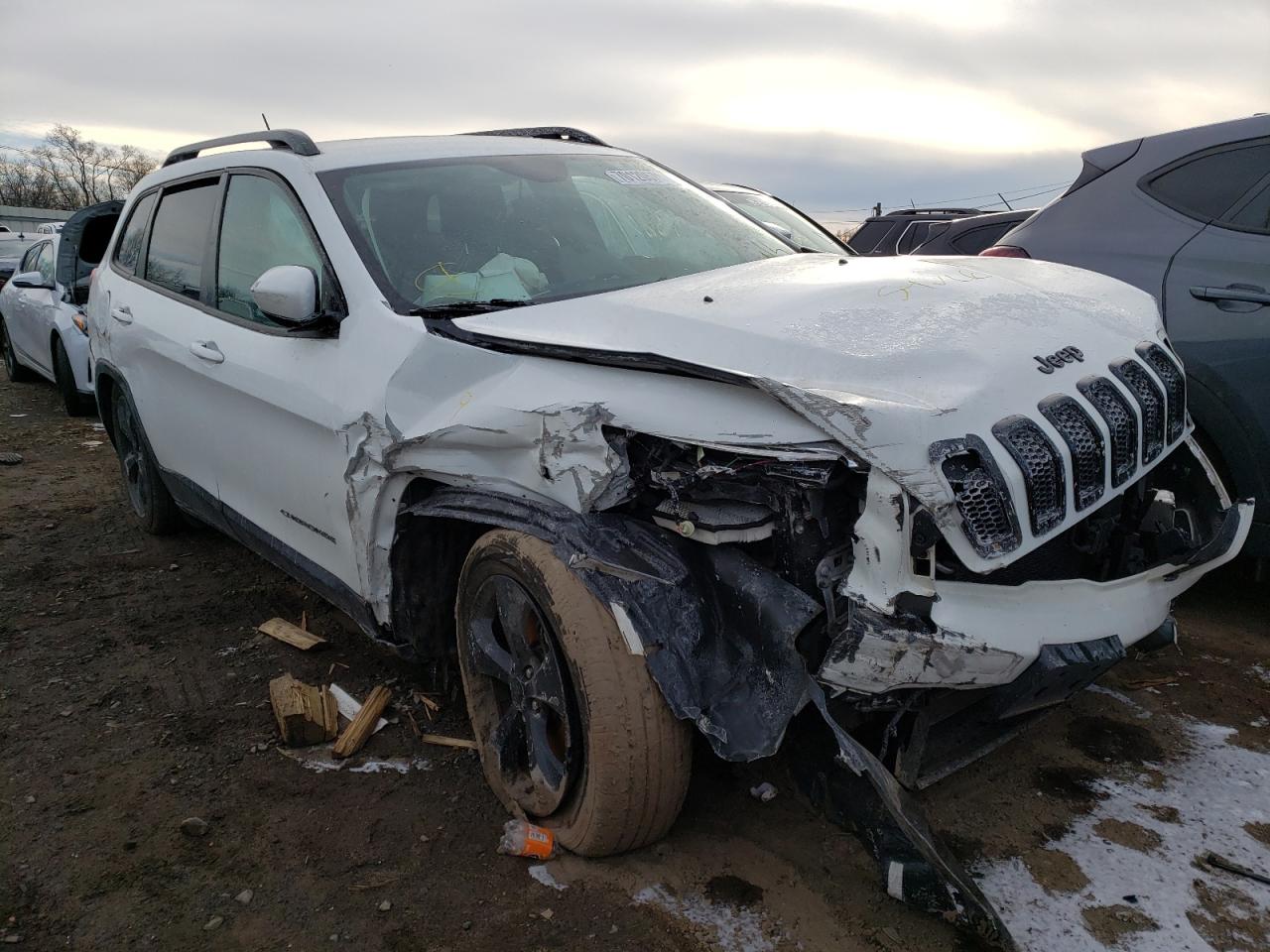 JEEP CHEROKEE L 2015 with VIN 1C4PJMCS6FW746104 - Photo from auction
