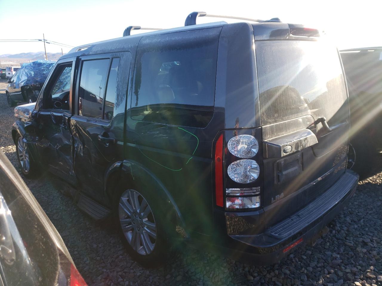 Photo 3 from auction – 2014 LAND ROVER LR4 HSE LU with VIN SALAK2V61EA727147