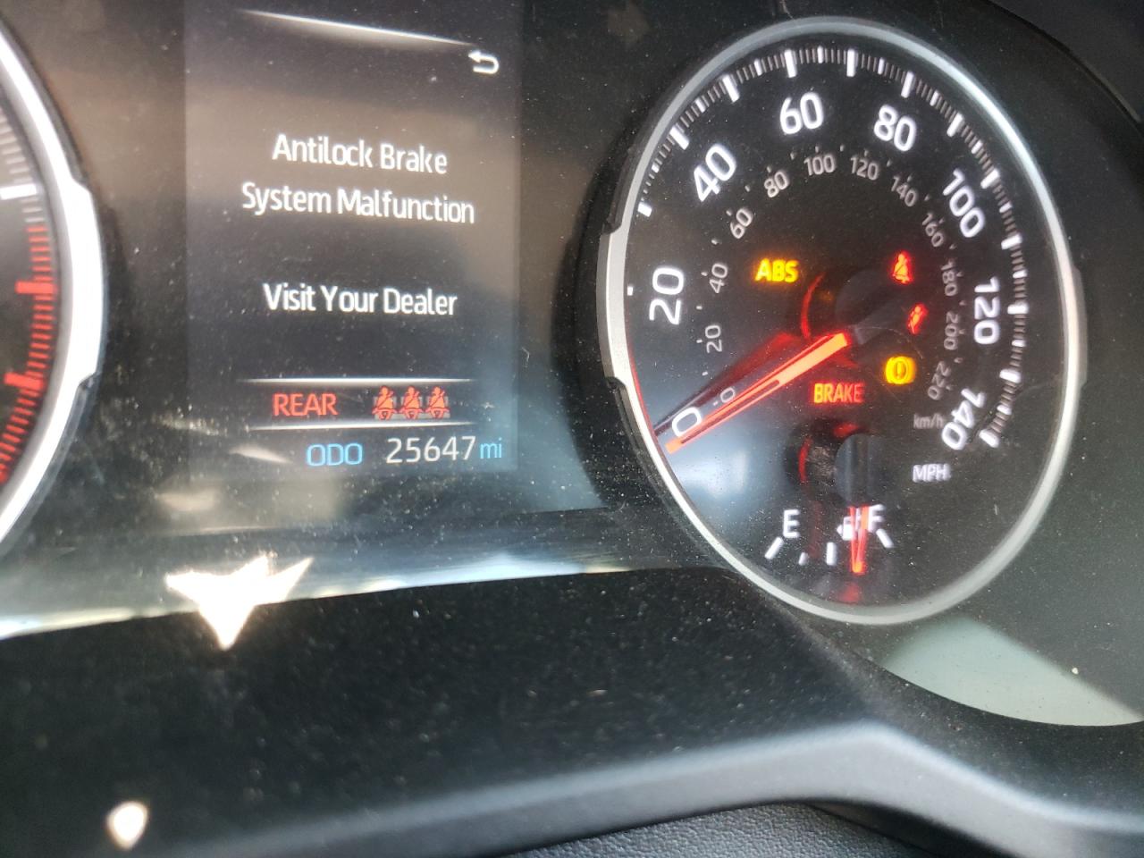 Photo 8 from auction – 2019 TOYOTA RAV4 LE with VIN 2T3H1RFV7KC022746