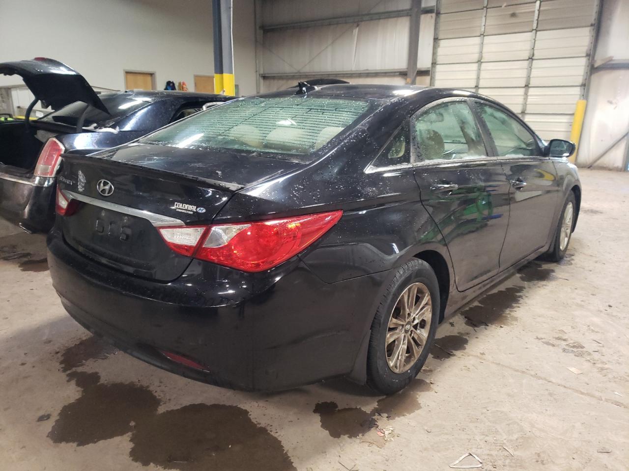 Photo 4 from auction – 2013 HYUNDAI SONATA GLS with VIN 5NPEB4AC8DH536400