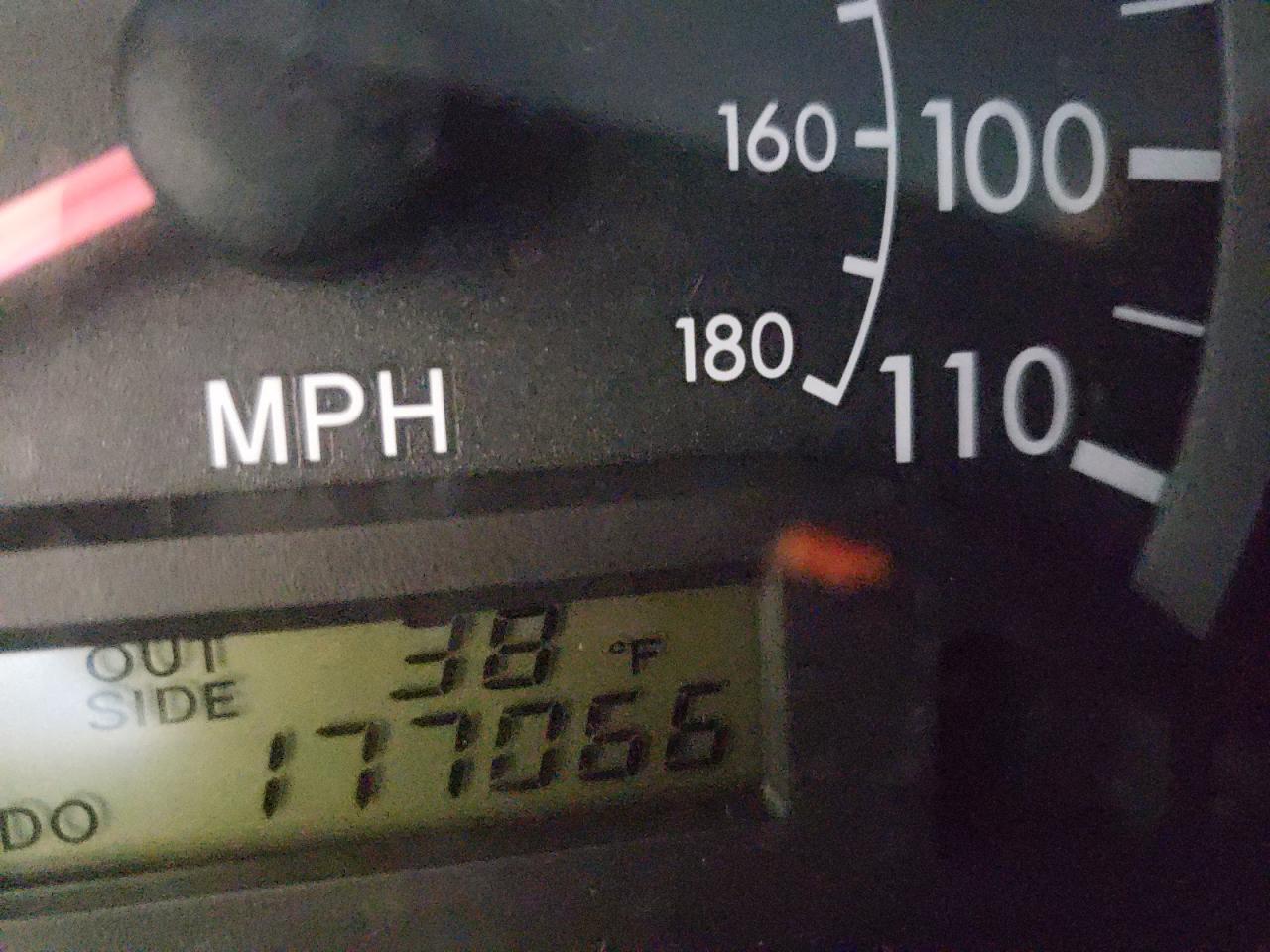 Photo 8 from auction – 2003 TOYOTA COROLLA CE with VIN 1NXBR32E83Z093190