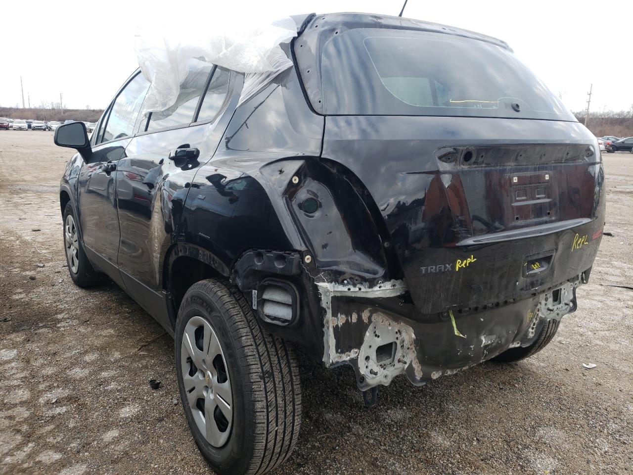 Photo 3 from auction – 2017 CHEVROLET TRAX LS with VIN 3GNCJKSB6HL289945