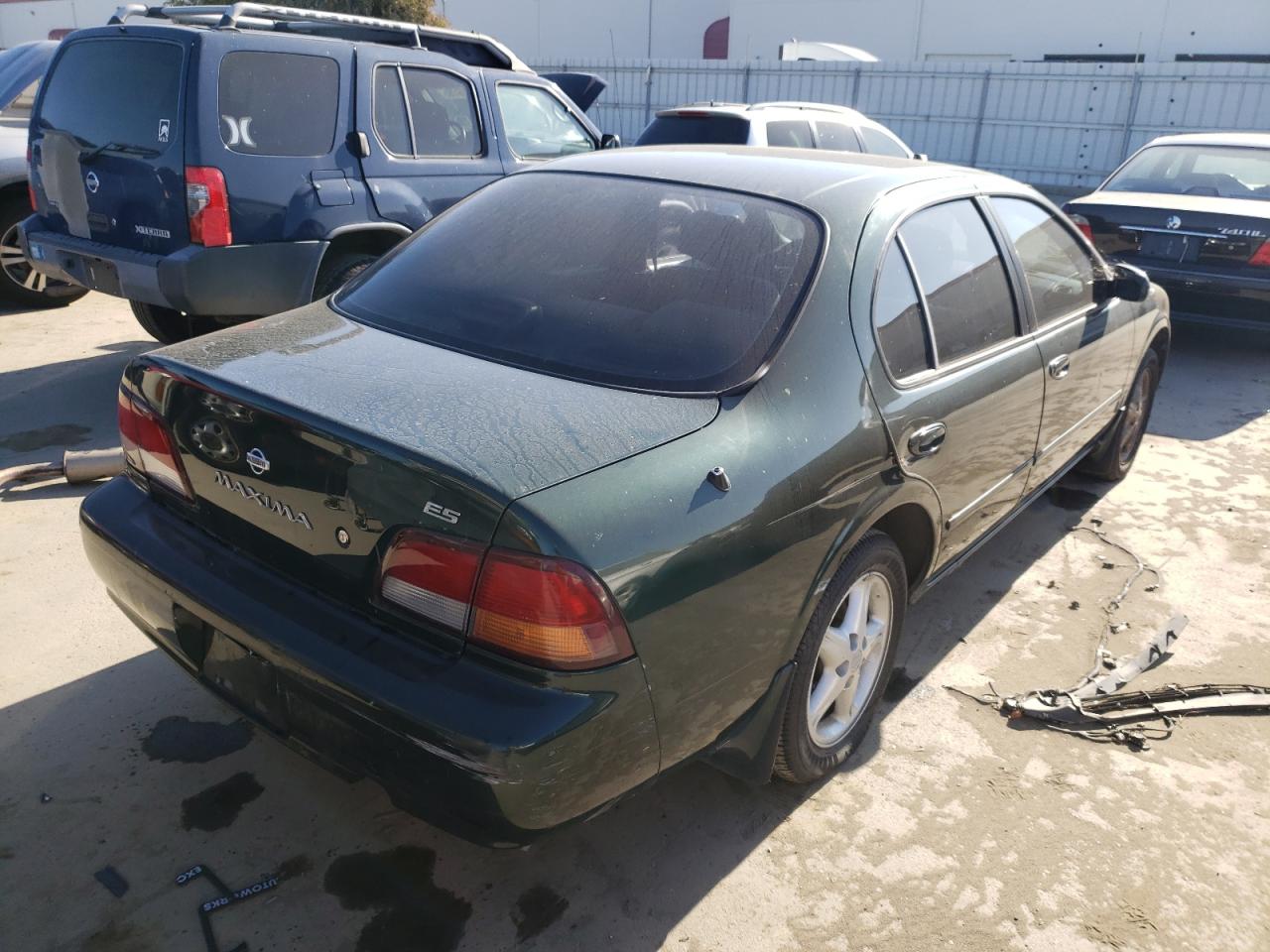 Photo 4 from auction – 1999 NISSAN MAXIMA GLE with VIN JN1CA21D9XT825313