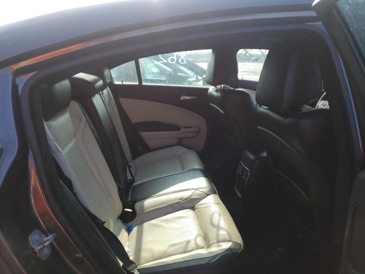 Photo 6 from auction – 2015 DODGE CHARGER SX with VIN 2C3CDXHG9FH883715