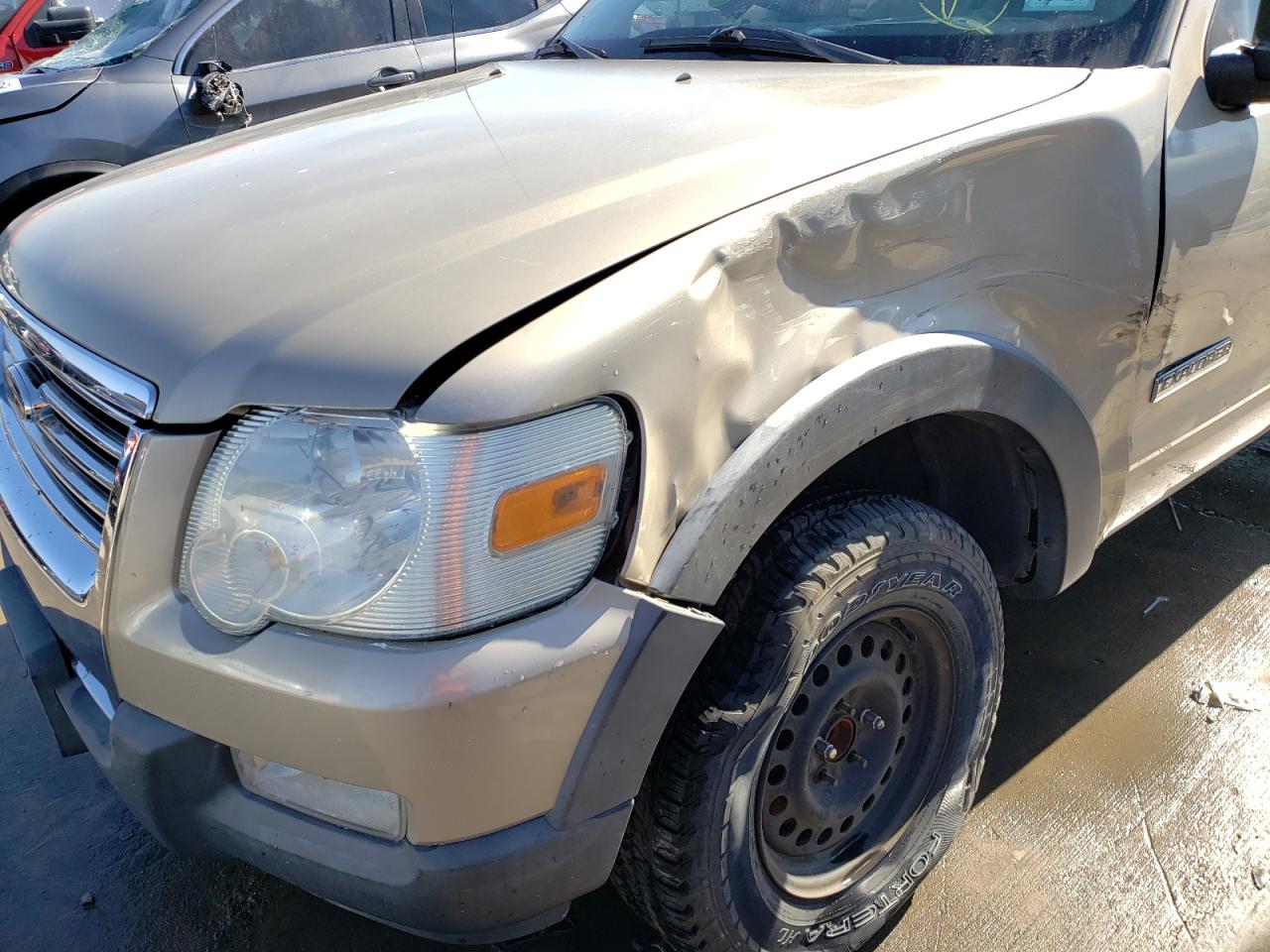 Photo 9 from auction – 2007 FORD EXPLORER X with VIN 1FMEU63E27UB72632