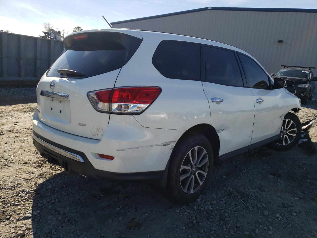Photo 4 from auction – 2014 NISSAN PATHFINDER with VIN 5N1AR2MM0EC617273