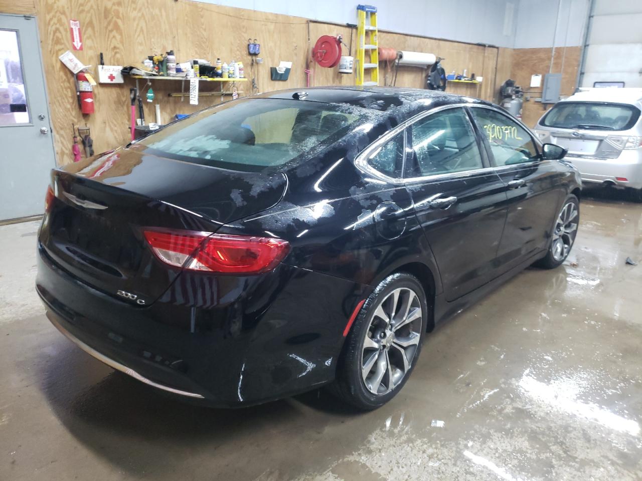 Photo 4 from auction – 2015 CHRYSLER 200 C with VIN 1C3CCCCB2FN550433