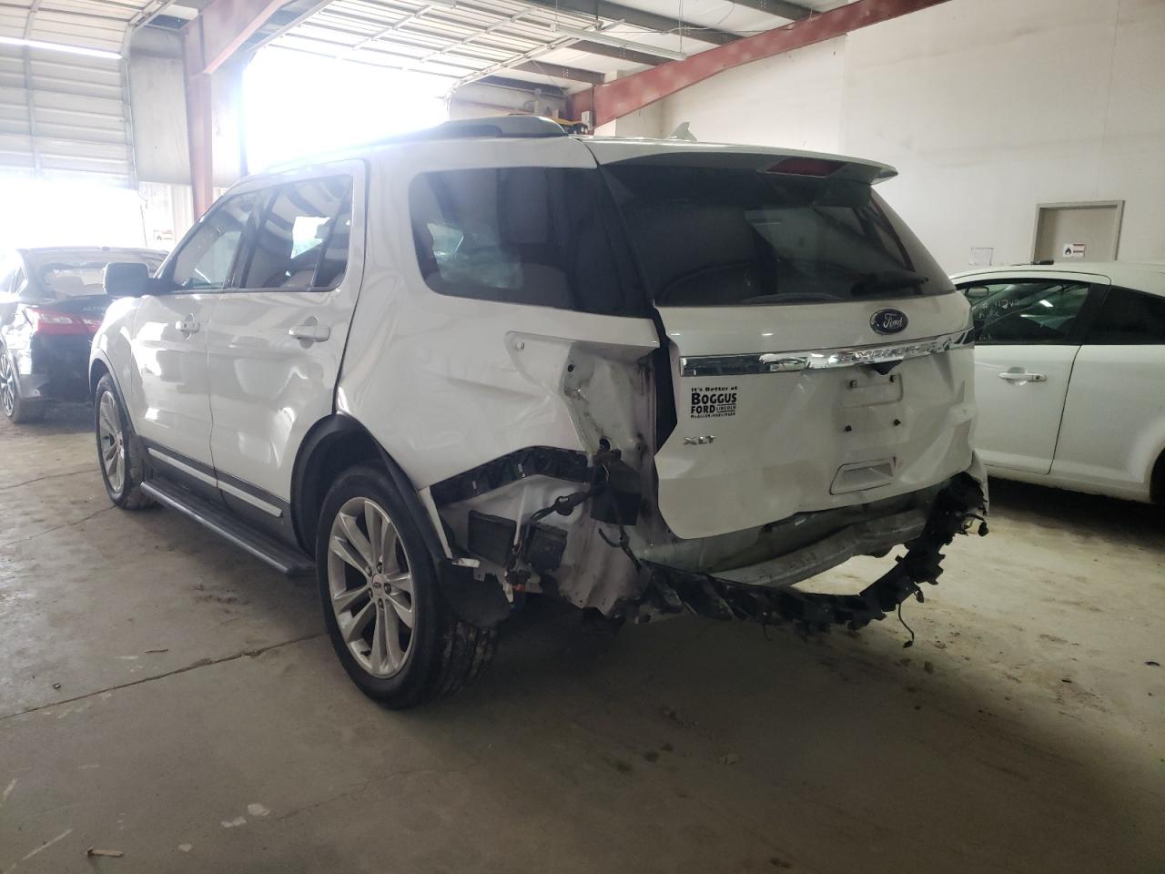 Photo 3 from auction – 2018 FORD EXPLORER X with VIN 1FM5K7D89JGA31311
