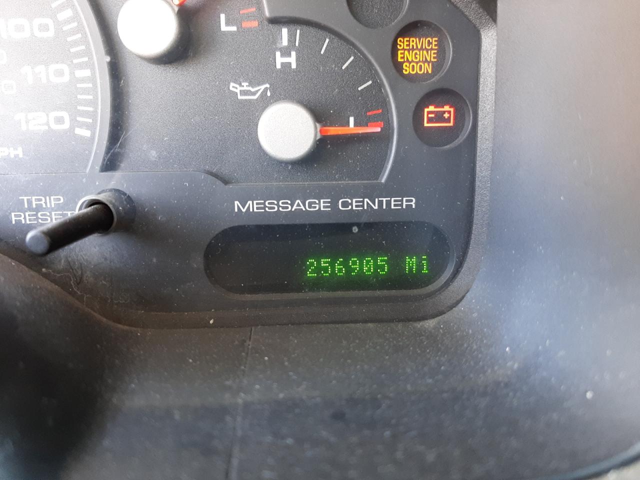 Photo 8 from auction – 2004 FORD EXPLORER L with VIN 1FMDU85W24ZA47416