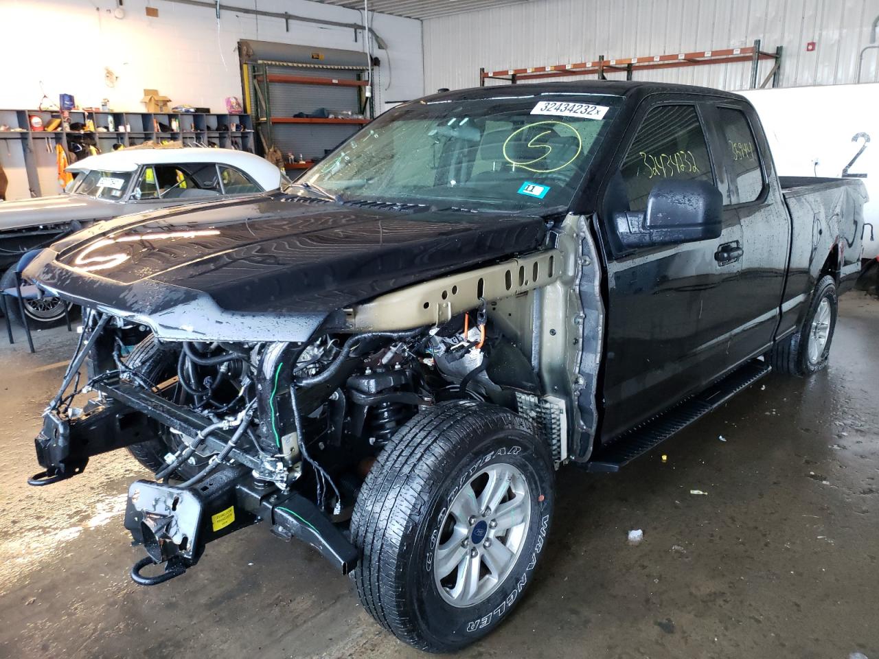 Photo 2 from auction – 2019 FORD F150 SUPER with VIN 1FTEX1EB7KKC45385