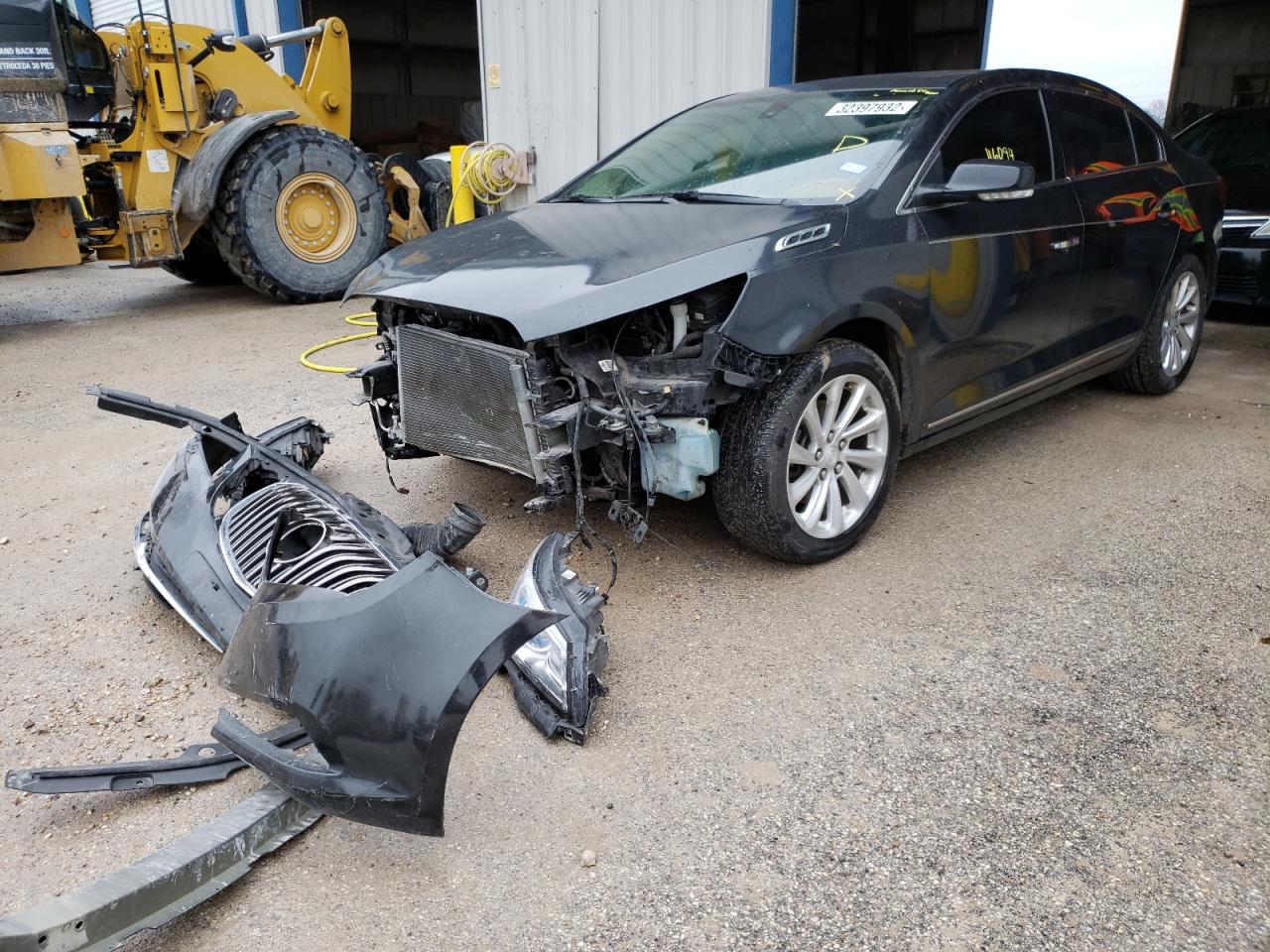 Photo 2 from auction – 2014 BUICK LACROSSE with VIN 1G4GB5G33EF151694