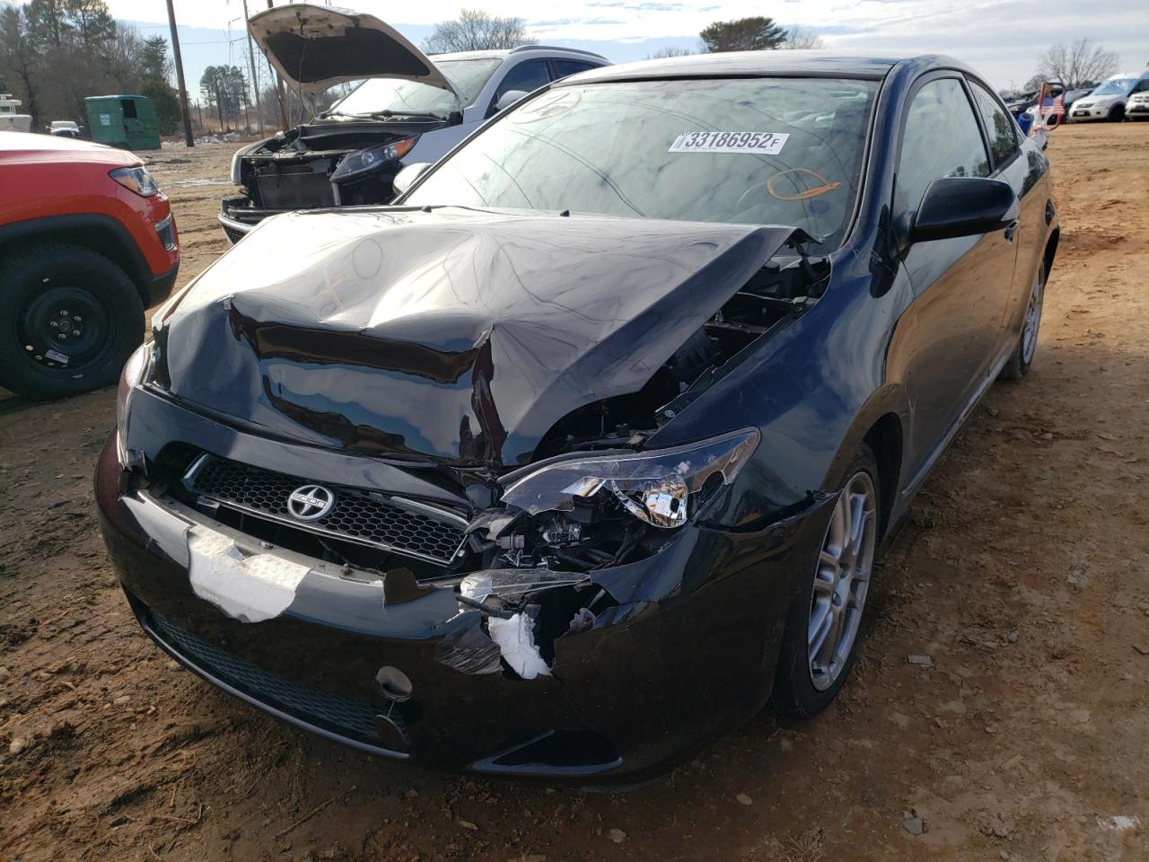 Photo 2 from auction – 2005 TOYOTA SCION TC with VIN JTKDE167350011703
