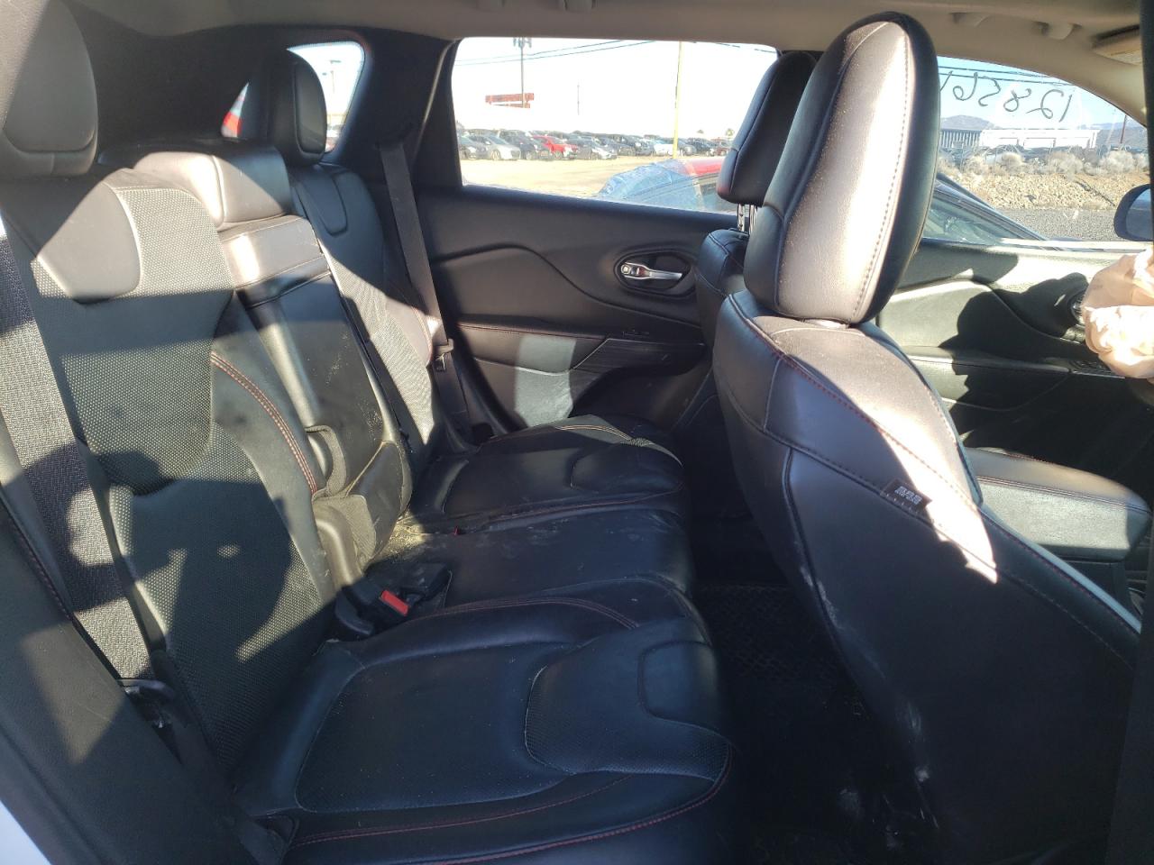 Photo 6 from auction – 2015 JEEP CHEROKEE T with VIN 1C4PJMBBXFW502991