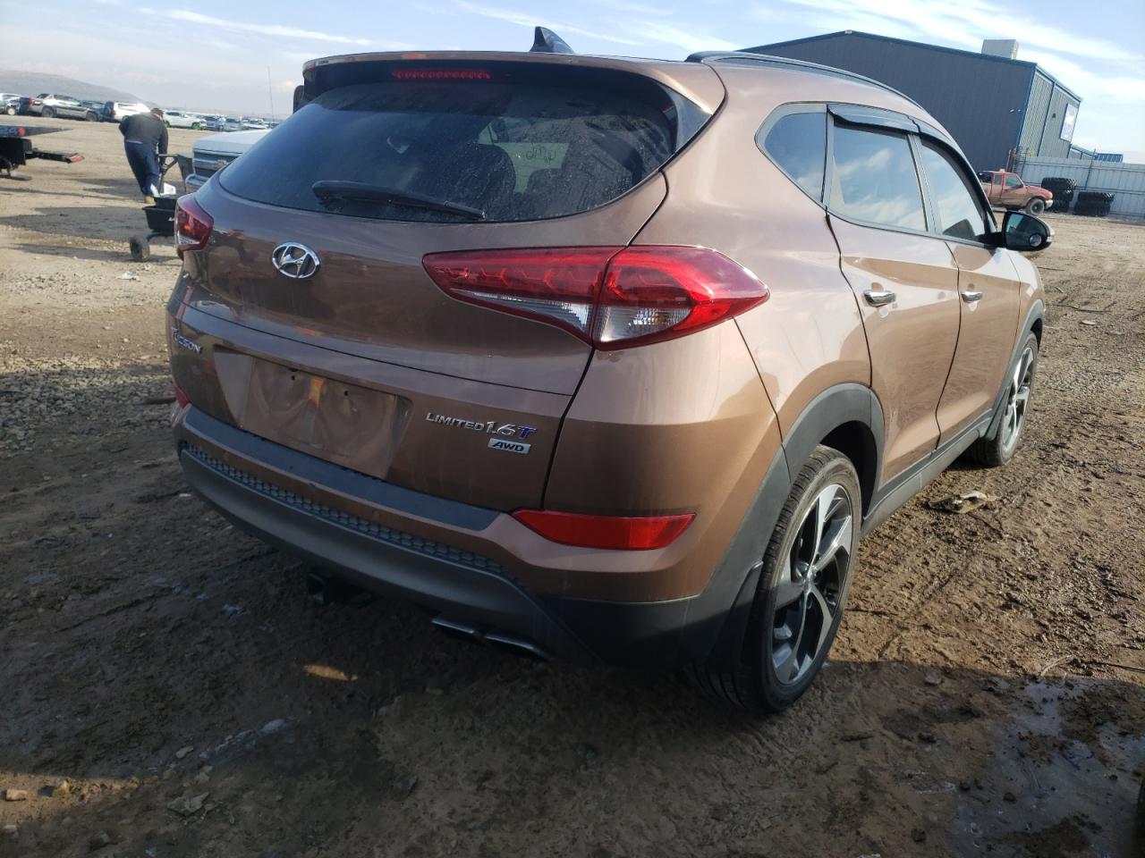 Photo 4 from auction – 2016 HYUNDAI TUCSON LIM with VIN KM8J3CA23GU159333