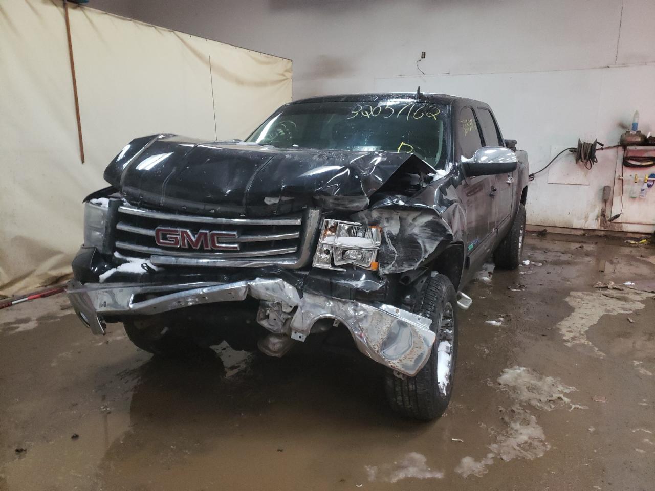 Photo 9 from auction – 2012 GMC SIERRA K15 with VIN 3GTP2VE70CG107044