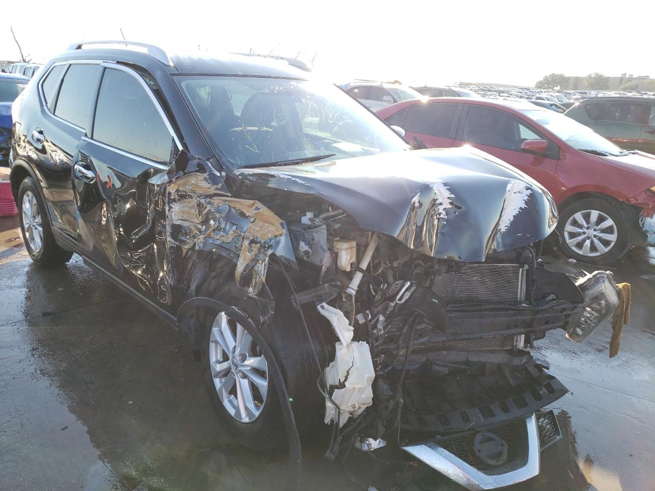 NISSAN ROGUE S 2015 مع رقم تعريف المركبة KNMAT2MT7FP518652 - صورة من المزاد