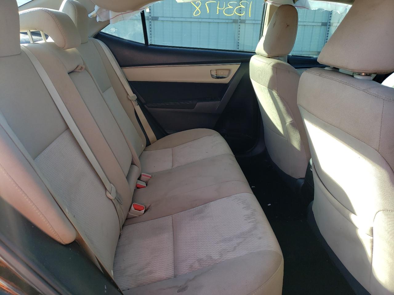 Photo 6 from auction – 2015 TOYOTA COROLLA L with VIN 2T1BURHE3FC335074