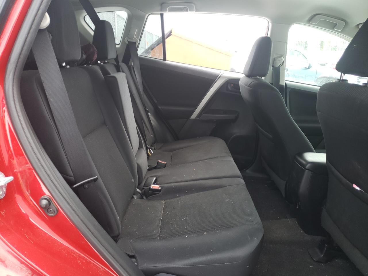 Photo 6 from auction – 2016 TOYOTA RAV4 LE with VIN 2T3ZFREV7GW305497