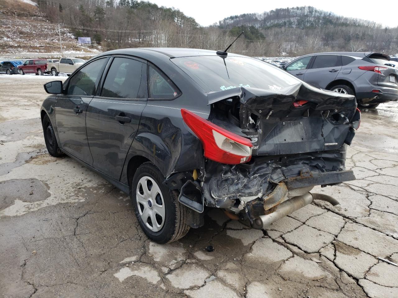Photo 3 from auction – 2013 FORD FOCUS S with VIN 1FADP3E25DL369178