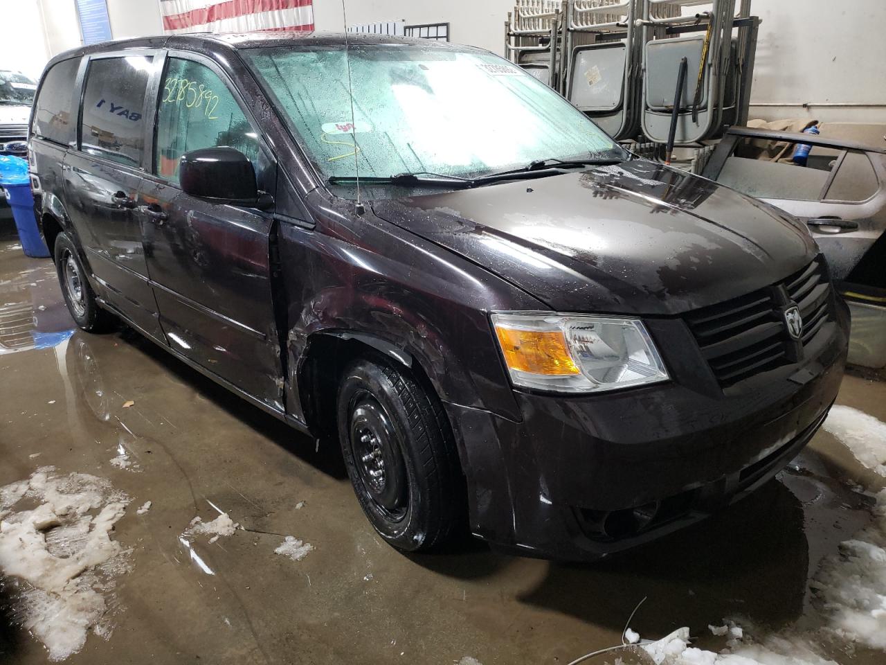 DODGE GRAND CARA 2010 с VIN 2D4RN4DE8AR252417 - Фото с аукциона
