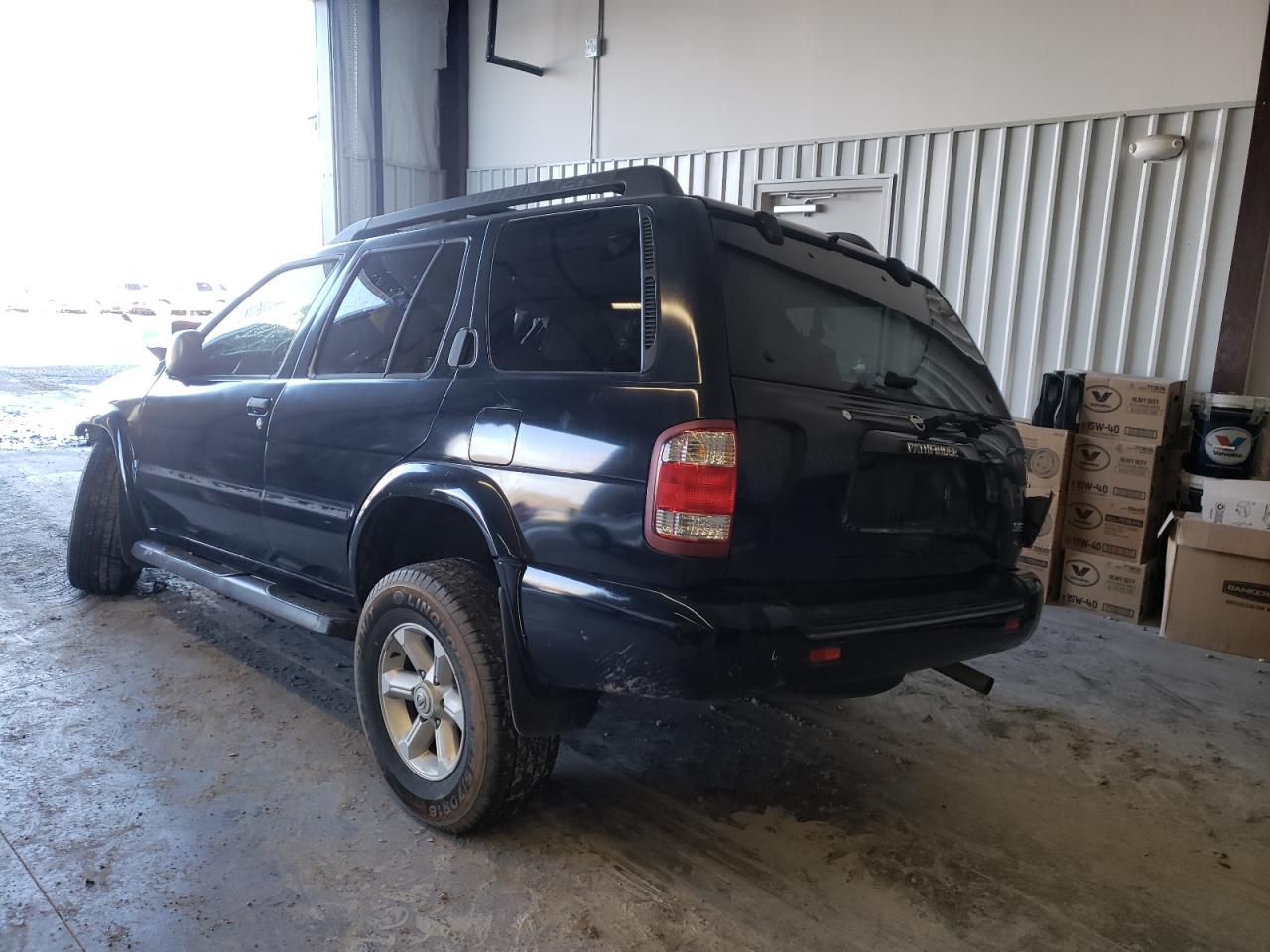 Photo 3 from auction – 2004 NISSAN PATHFINDER with VIN JN8DR09Y44W915294