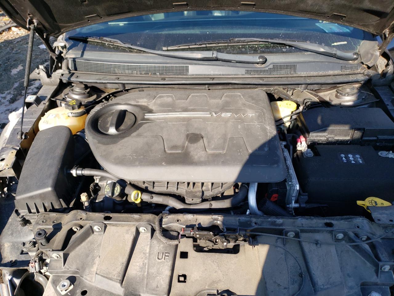 Photo 7 from auction – 2015 CHRYSLER 200 C with VIN 1C3CCCEG0FN557079