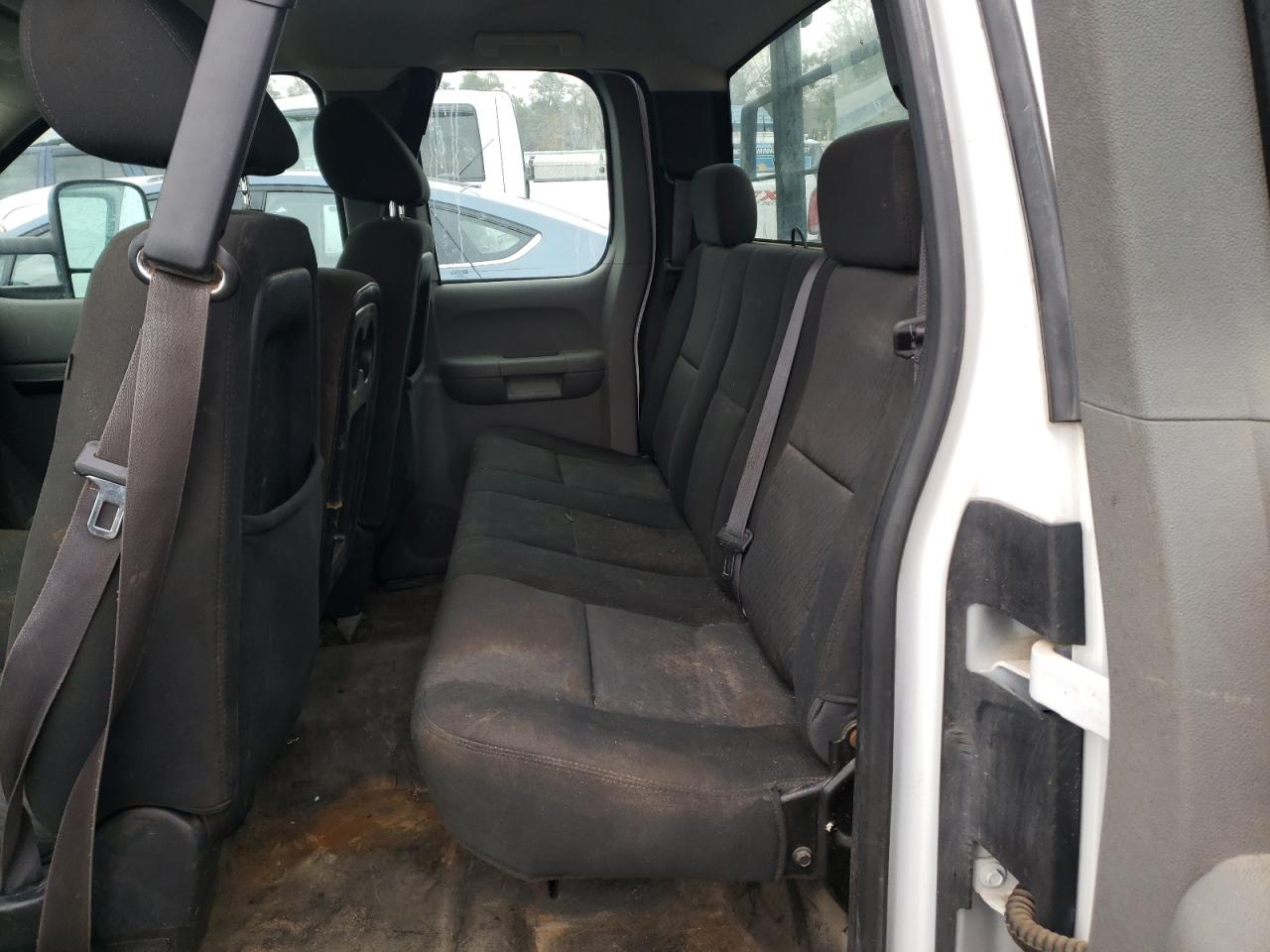Photo 6 from auction – 2013 CHEVROLET SILVERADO with VIN 1GCRKPEA0DZ251761