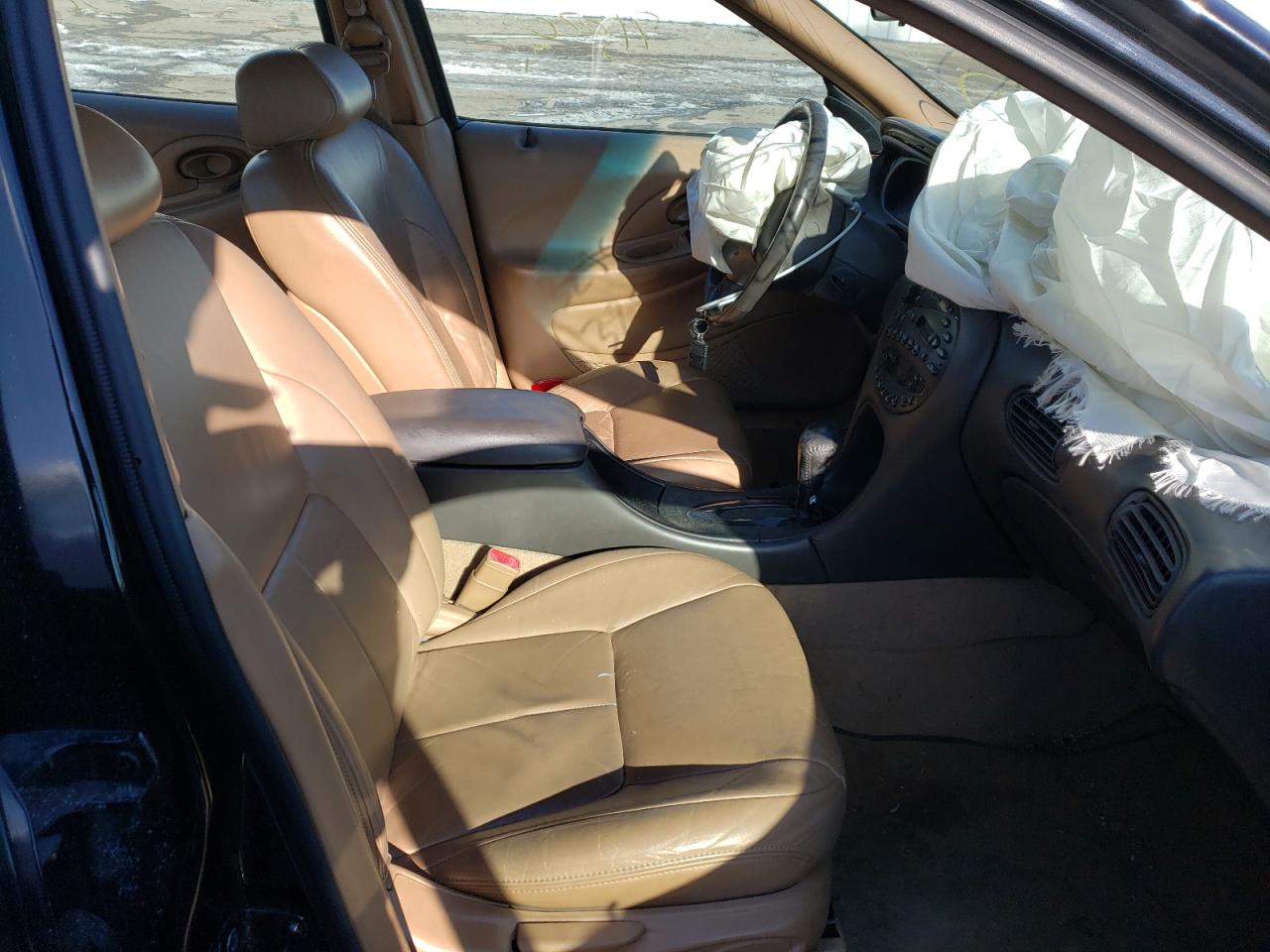 Photo 5 from auction – 1997 FORD TAURUS LX with VIN 1FALP53S8VA190172