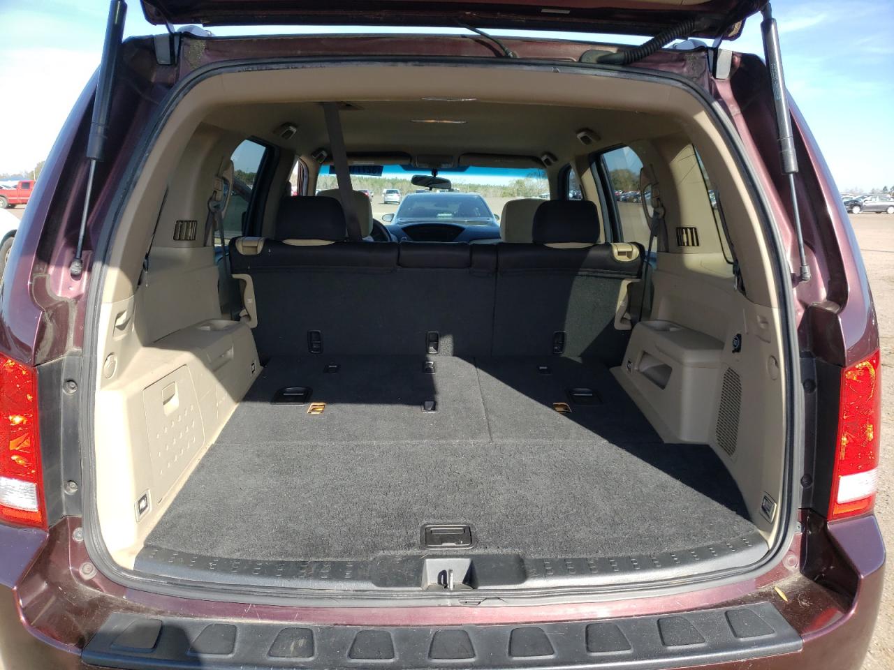 Photo 9 from auction – 2011 HONDA PILOT EX with VIN 5FNYF4H45BB094543