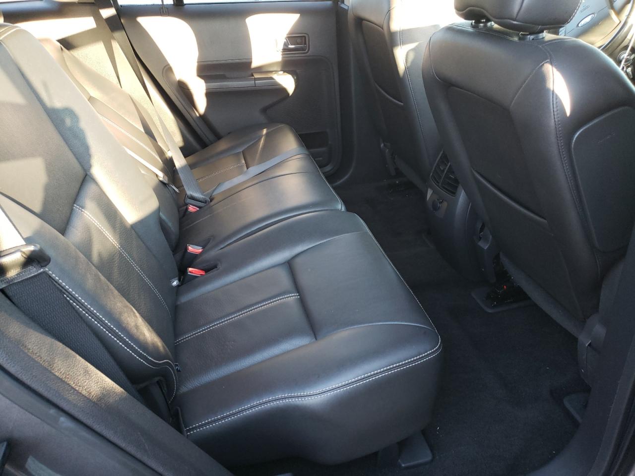 Photo 6 from auction – 2010 FORD EDGE LIMIT with VIN 2FMDK3KC3ABB42133