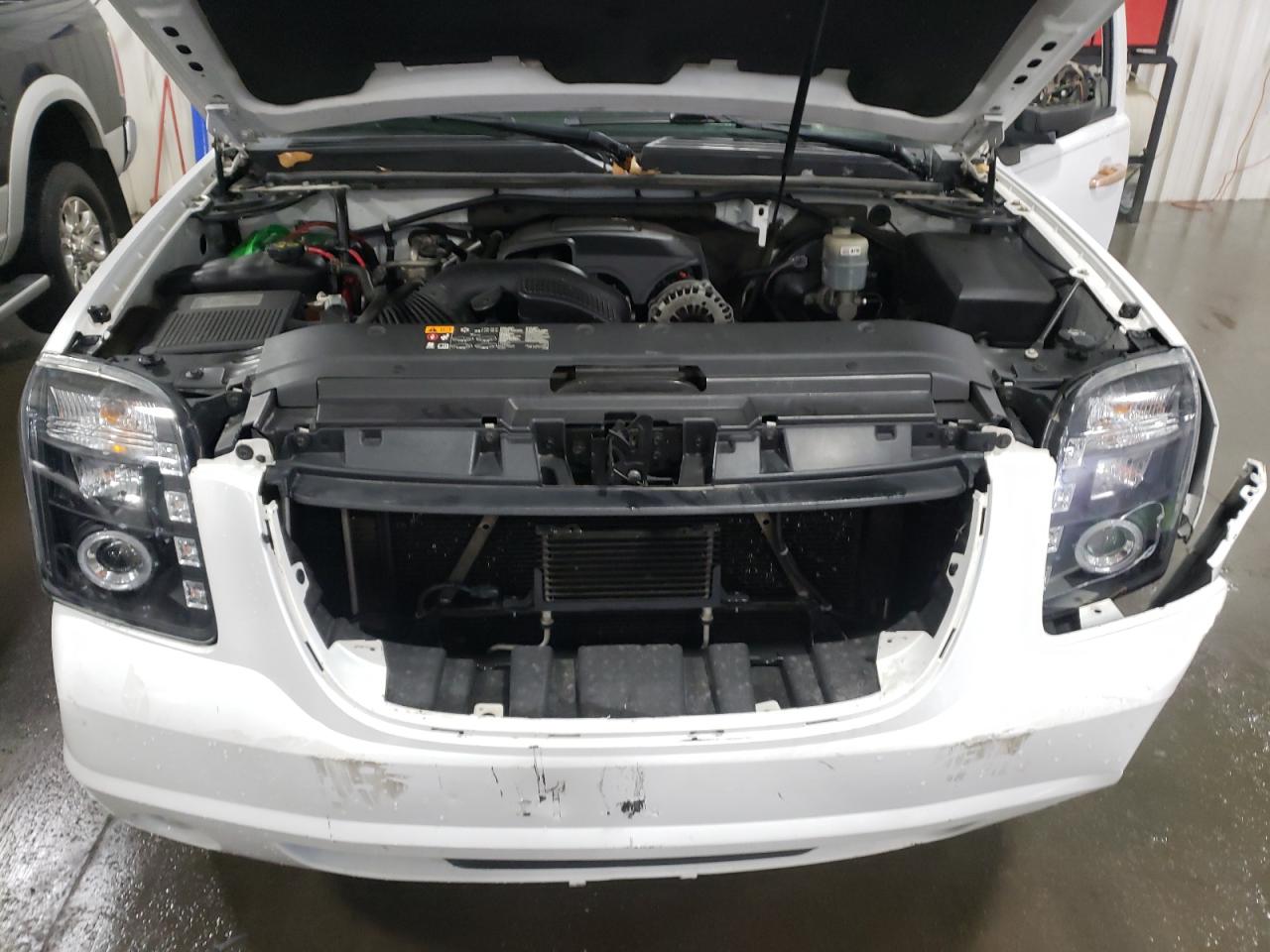 Photo 7 from auction – 2012 GMC YUKON SLT with VIN 1GKS2CE09CR137889