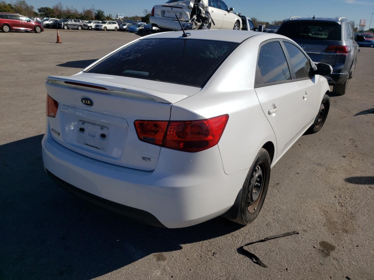 Photo 4 from auction – 2012 KIA FORTE EX with VIN KNAFU4A29C5517596