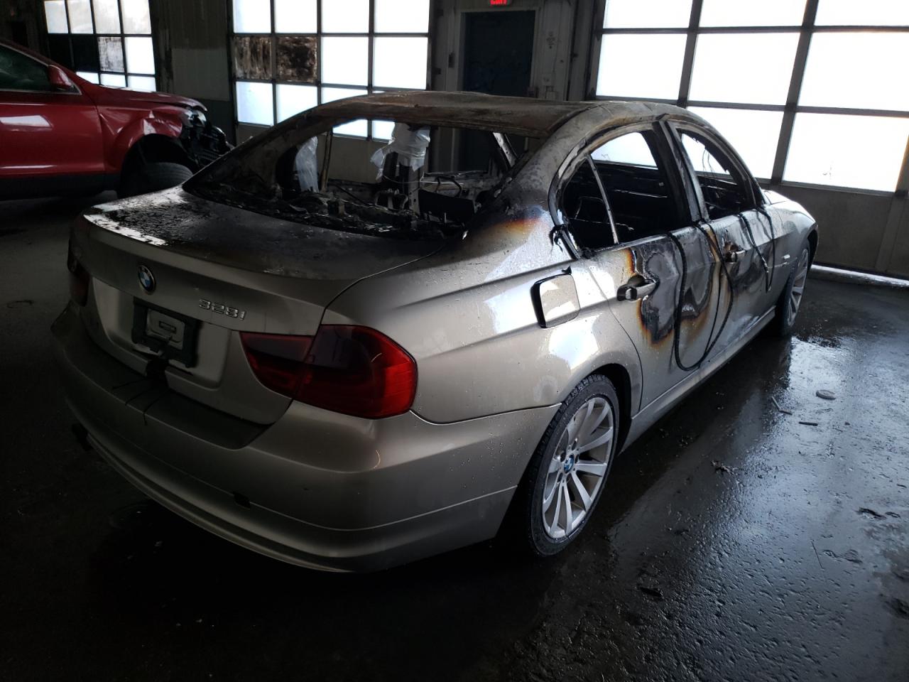 Photo 4 from auction – 2011 BMW 328 XI SUL with VIN WBAPK5C52BF123079