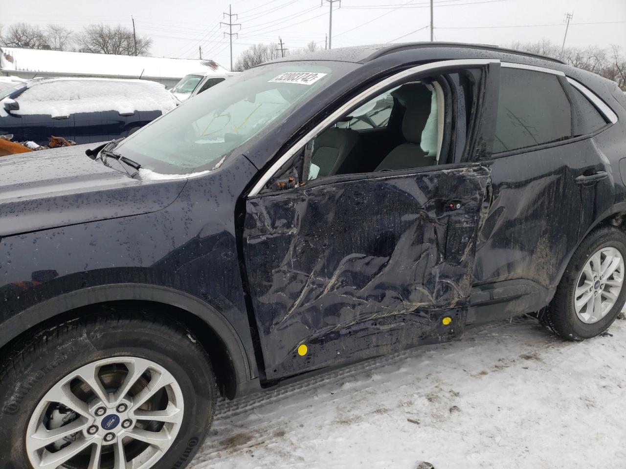 Photo 9 from auction – 2021 FORD ESCAPE SE with VIN 1FMCU9G60MUB08967