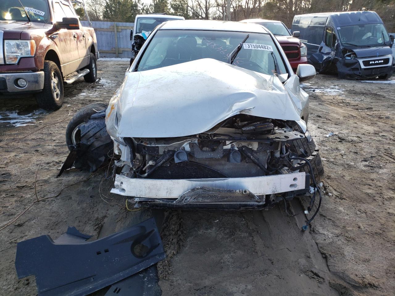 Photo 9 from auction – 2010 ACURA TSX with VIN JH4CU4F45AC001923