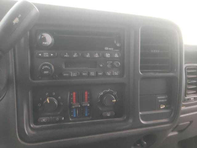 Photo 9 from auction – 2003 GMC NEW SIERRA with VIN 2GTEC19V831139397