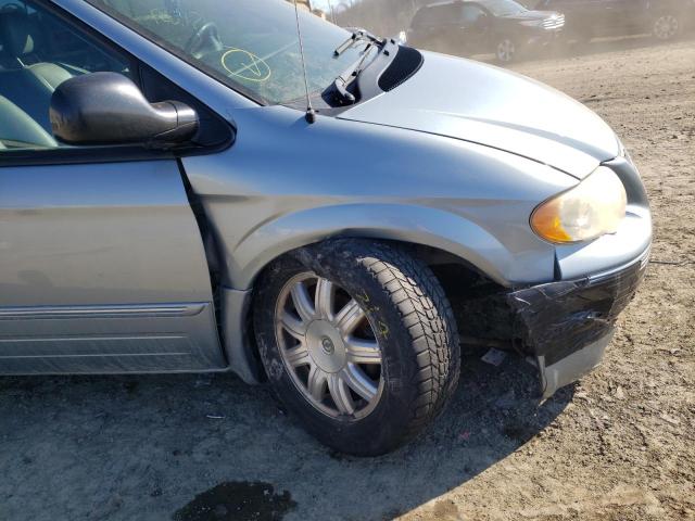 Photo 9 from auction – 2006 CHRYSLER TOWN & COU with VIN 2A4GP54L36R874315