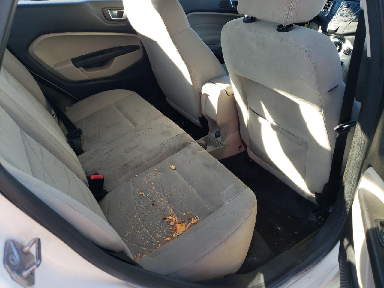 Photo 6 from auction – 2014 FORD FIESTA SE with VIN 3FADP4BJ8EM206994