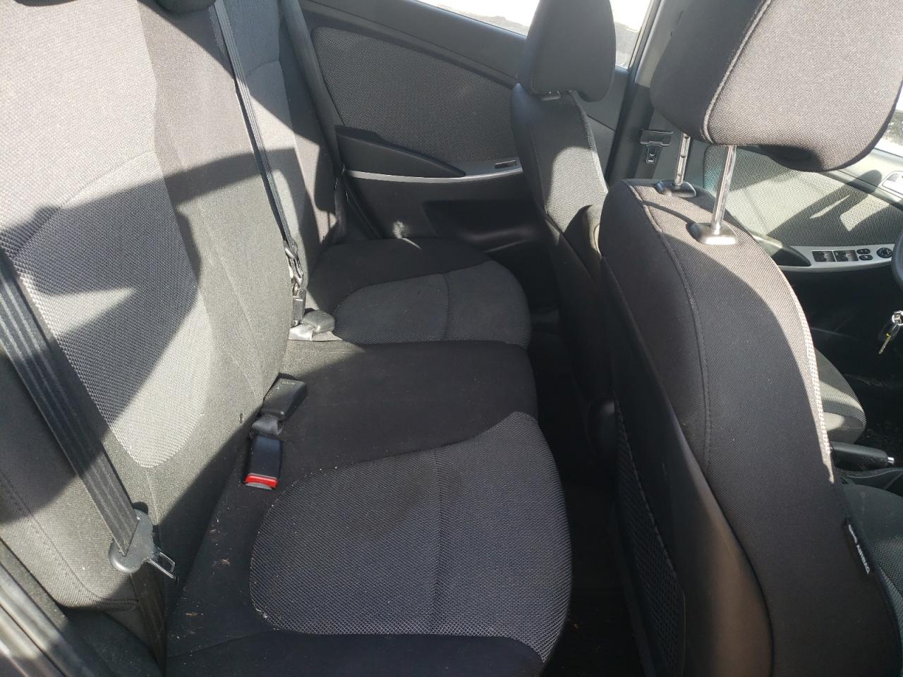 Photo 6 from auction – 2012 HYUNDAI ACCENT with VIN KMHCT5AE2CU025910