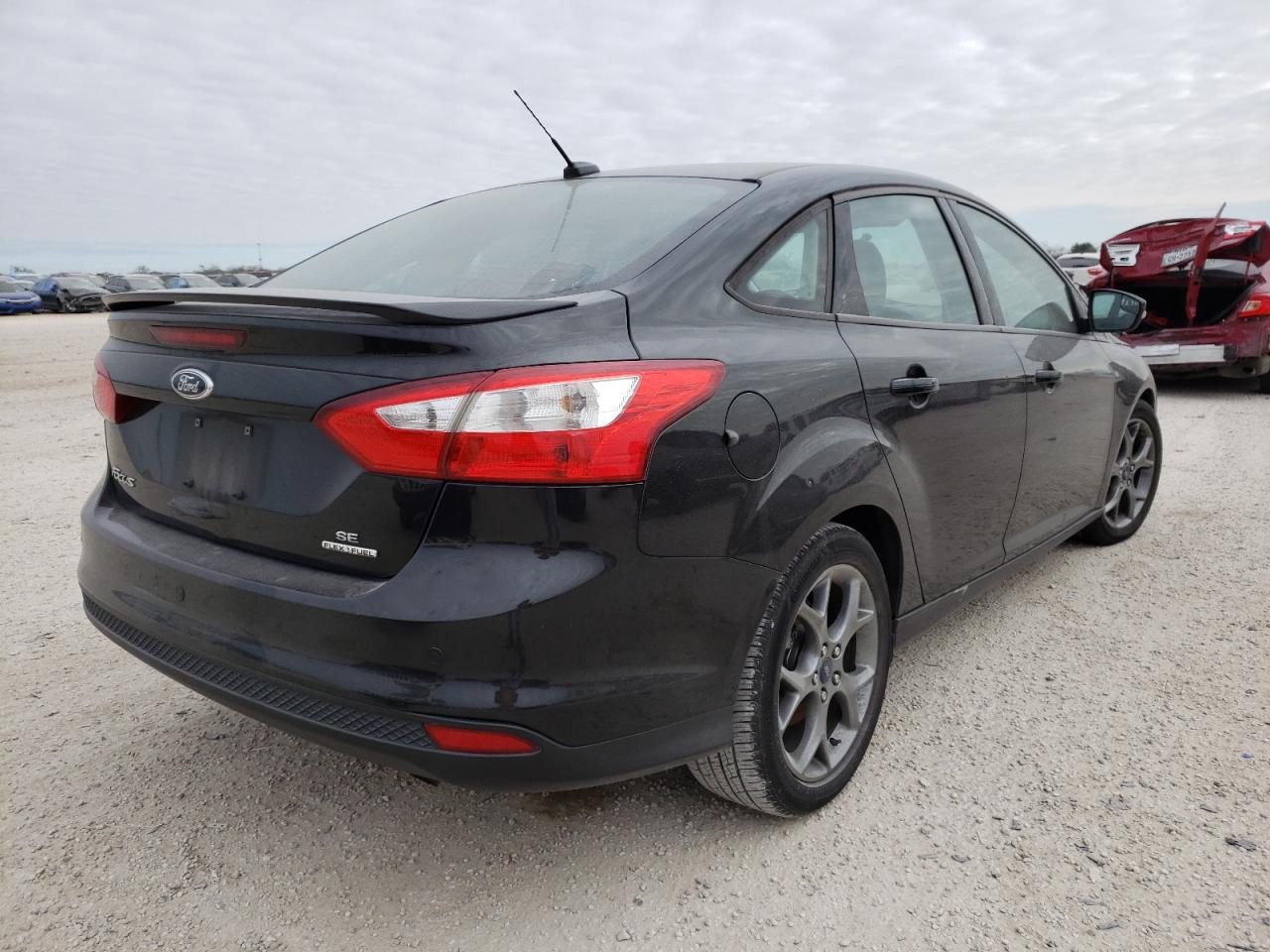 صورة رقم 4 من المزاد - 2013 FORD FOCUS SE مع VIN 1FADP3F24DL192234