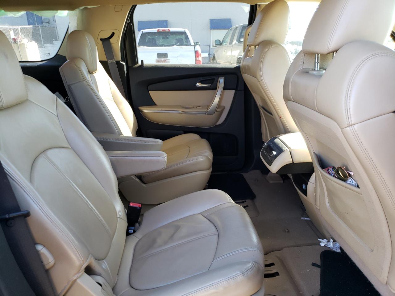 Photo 6 from auction – 2010 GMC ACADIA SLT with VIN 1GKLRMED1AJ136465