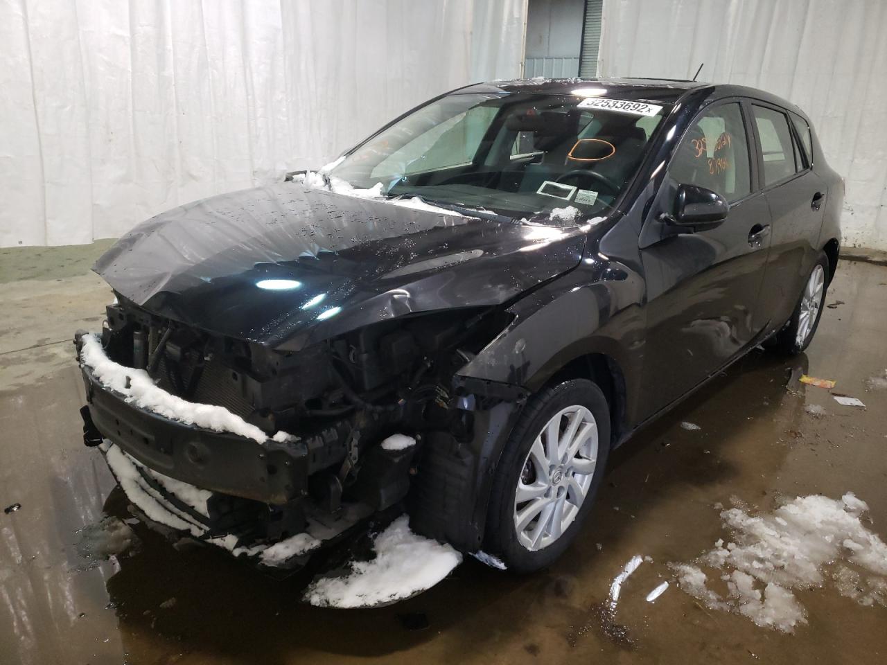 Photo 2 from auction – 2012 MAZDA 3 I with VIN JM1BL1M8XC1679134