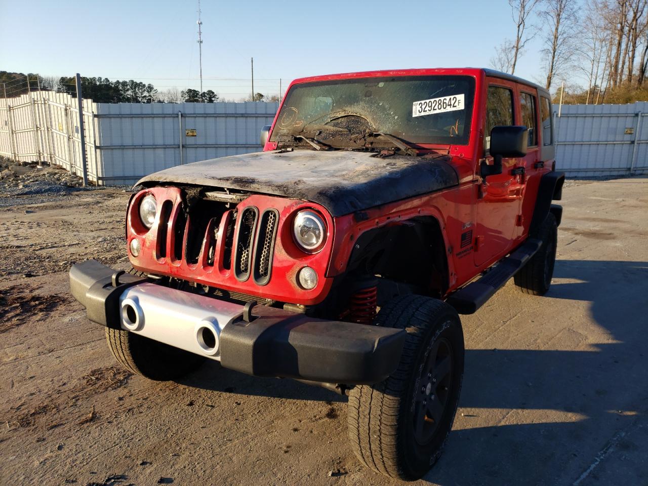 Photo 2 from auction – 2016 JEEP WRANGLER U with VIN 1C4BJWFG6GL230566