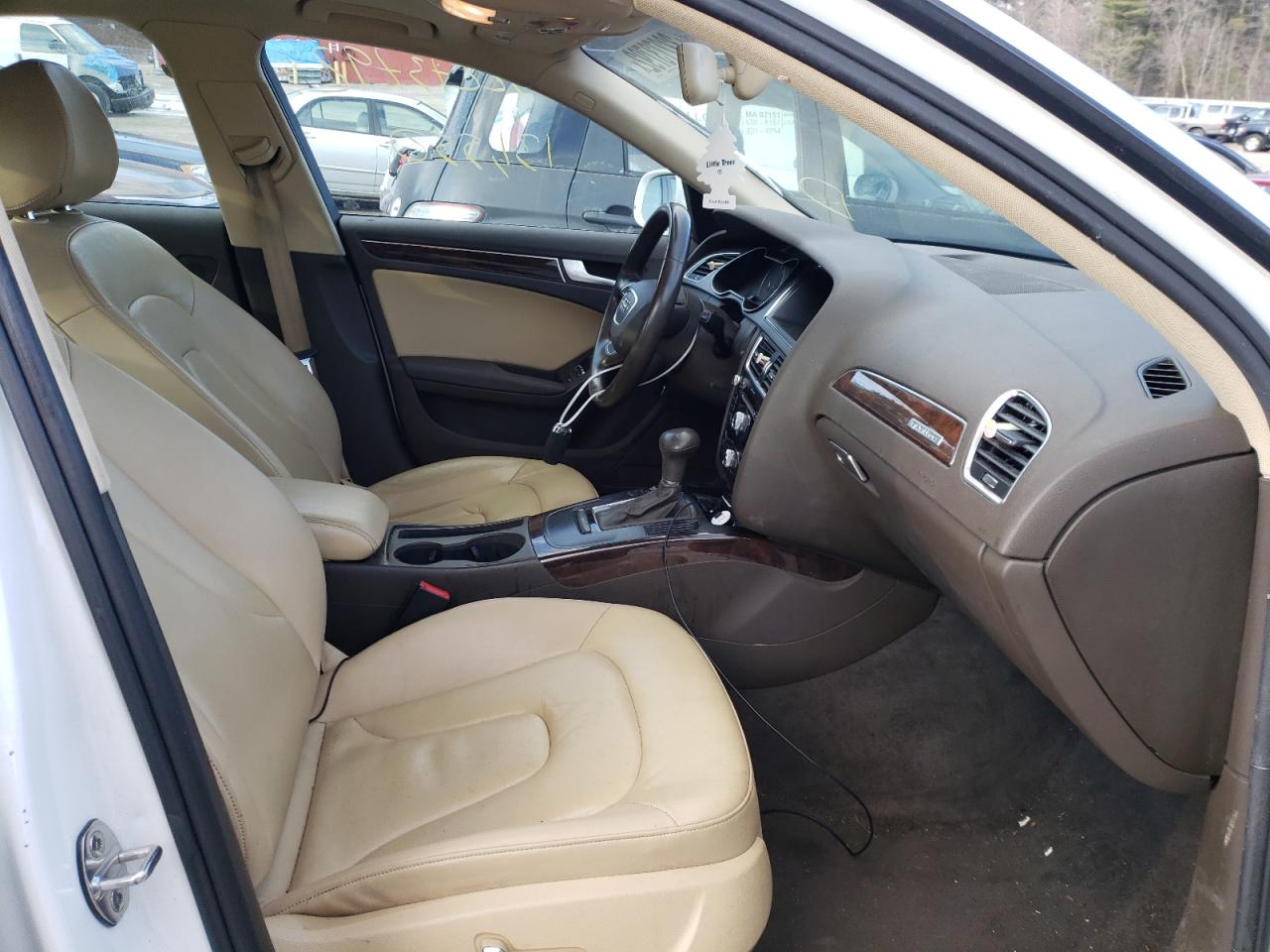 صورة رقم 5 من المزاد - 2013 AUDI A4 PREMIUM مع VIN WAUBFAFL6DN032150