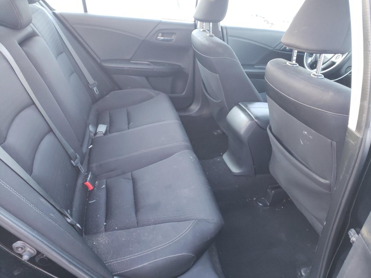 Photo 6 from auction – 2015 HONDA ACCORD SPO with VIN 1HGCR2E50FA102793