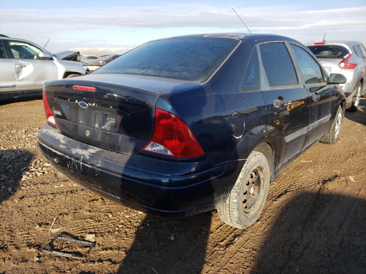 Photo 4 from auction – 2002 FORD FOCUS with VIN 1FAFP33P12W301754