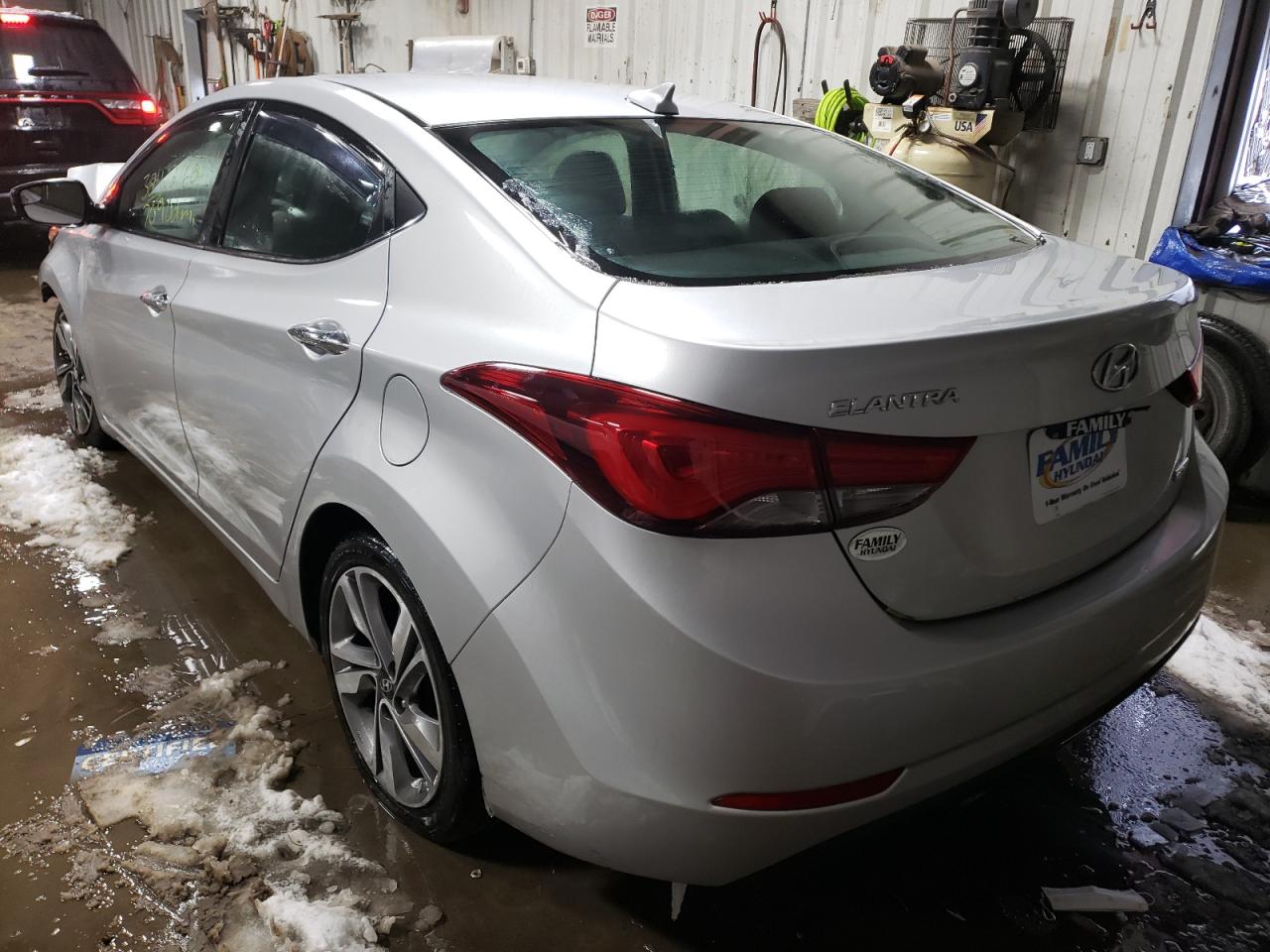 Photo 3 from auction – 2014 HYUNDAI ELANTRA SE with VIN KMHDH4AEXEU104650