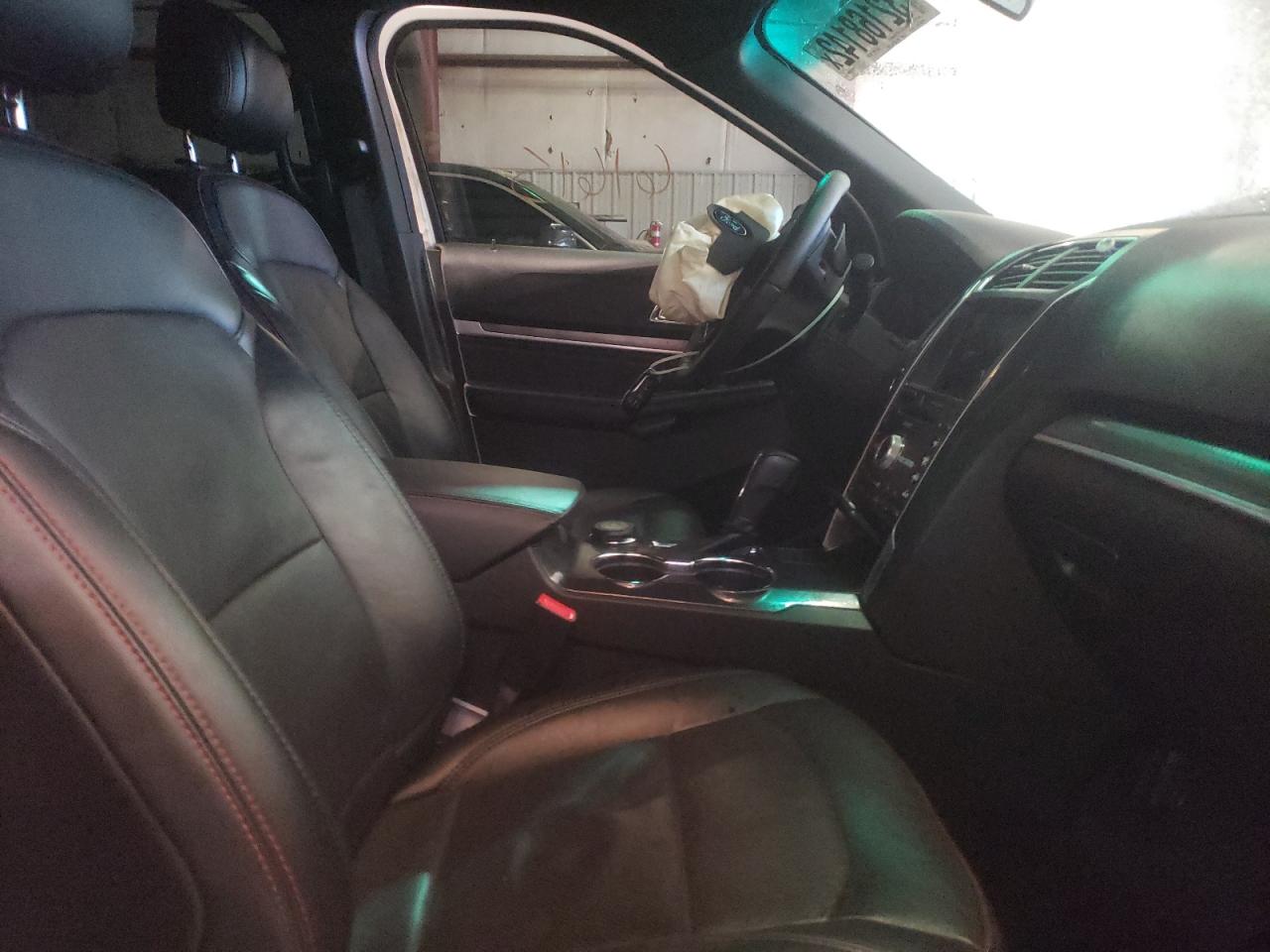 Photo 5 from auction – 2017 FORD EXPLORER S with VIN 1FM5K8GT6HGA67134