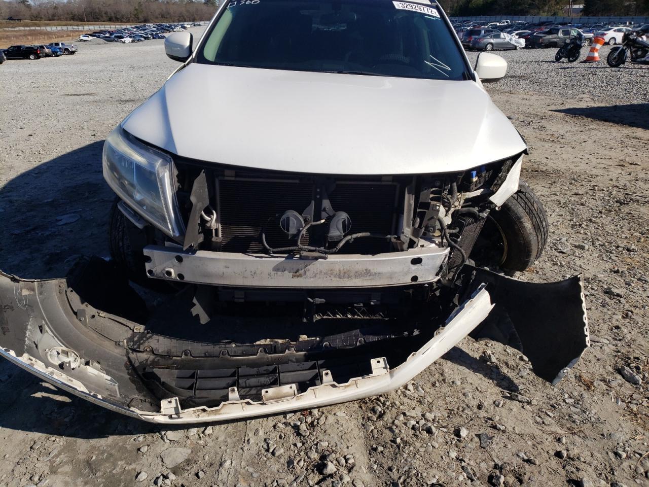 Photo 9 from auction – 2014 NISSAN PATHFINDER with VIN 5N1AR2MM0EC617273